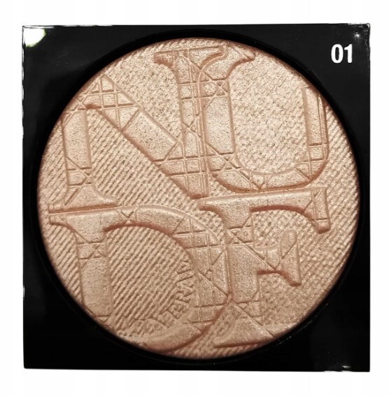 Christian Dior Diorskin Mineral Nudе Glow 01 Бронзираща пудра за лице без опаковка Christian Dior Diorskin Mineral Nudе Glow 01 Бронзираща пудра за лице без опаковка