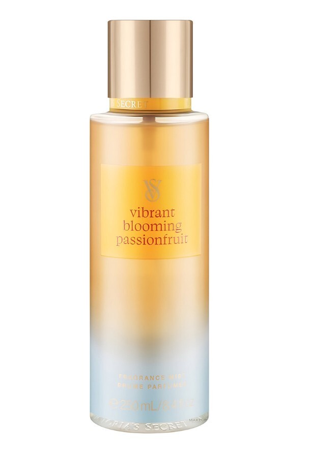 Victoria`s Secret Vibrant Blooming Passionfruit Спрей за тяло за жени