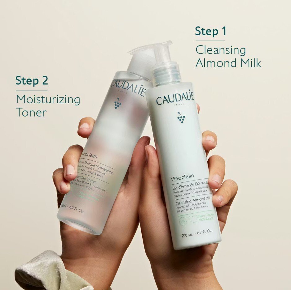 Caudalie Vinoclean Почистващо бадемово мляко дегримьор