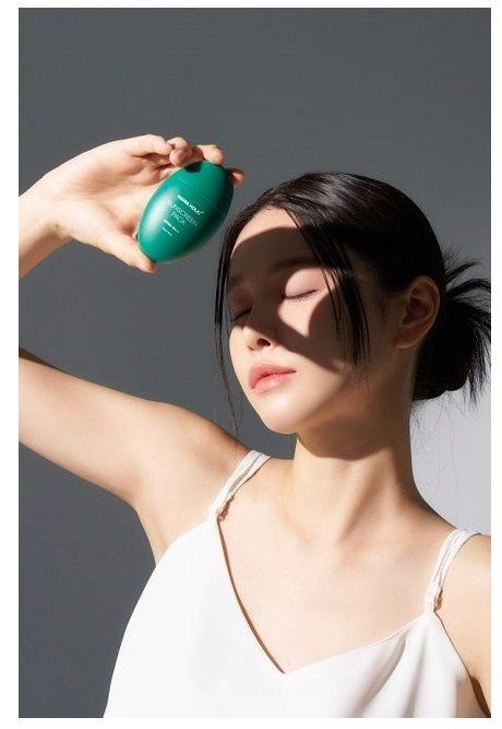 Mania Holic Слънцезащитен крем за лице SPF50+