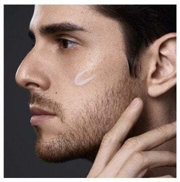 Shiseido Men Total Revitalizer Light Fluid Флуид против бръчки за мъже