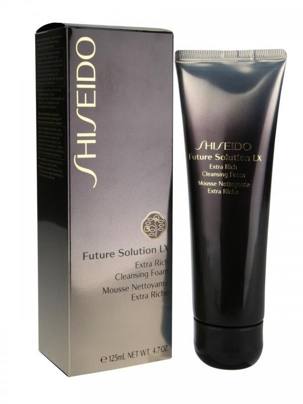 Shiseido Future Solution LX Extra Rich Cleansing Foam Луксозна почистваща пяна