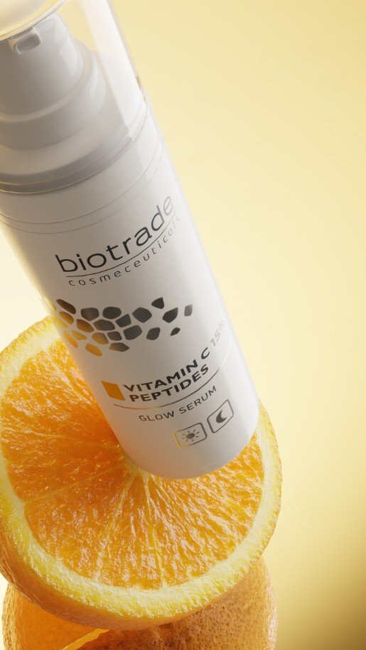 Biotrade Anti-Age Озаряващ серум с витамин C 15% и пептиди