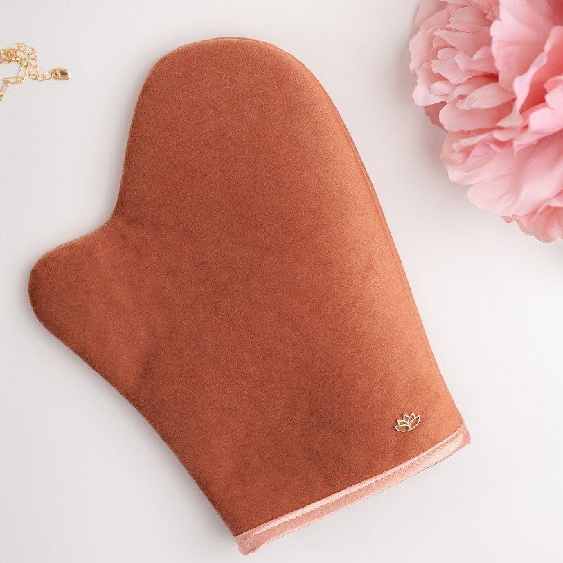 Cocosolis Premuim Self-tanning Mitt Ръкавица за бързо, лесно и безупречно нанасяне на автобронзант