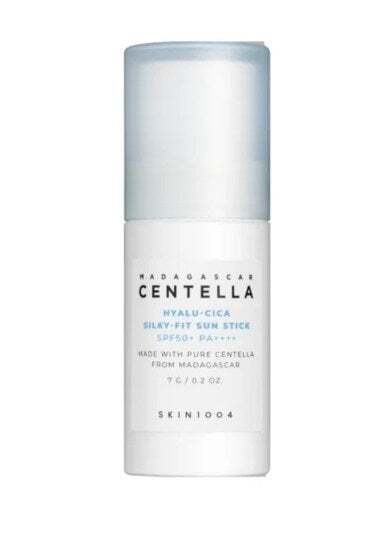 Skin1004 Madagascar Centella Hyalu-Cica Silky-Fit Sun stick SPF50+ Слънцезащитен стик