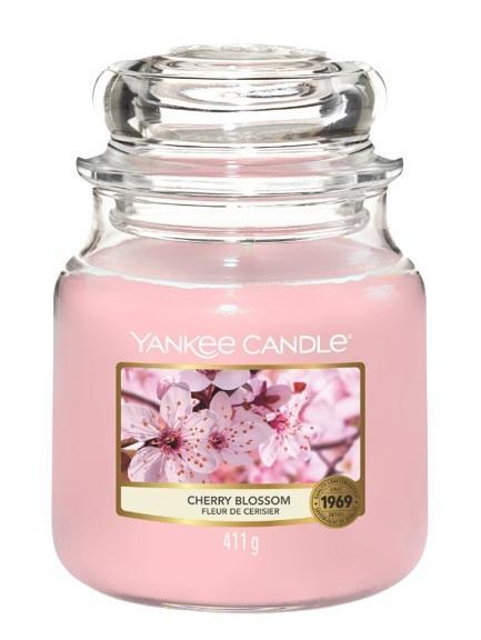 Yankee Candle Cherry Blossom Ароматна свещ